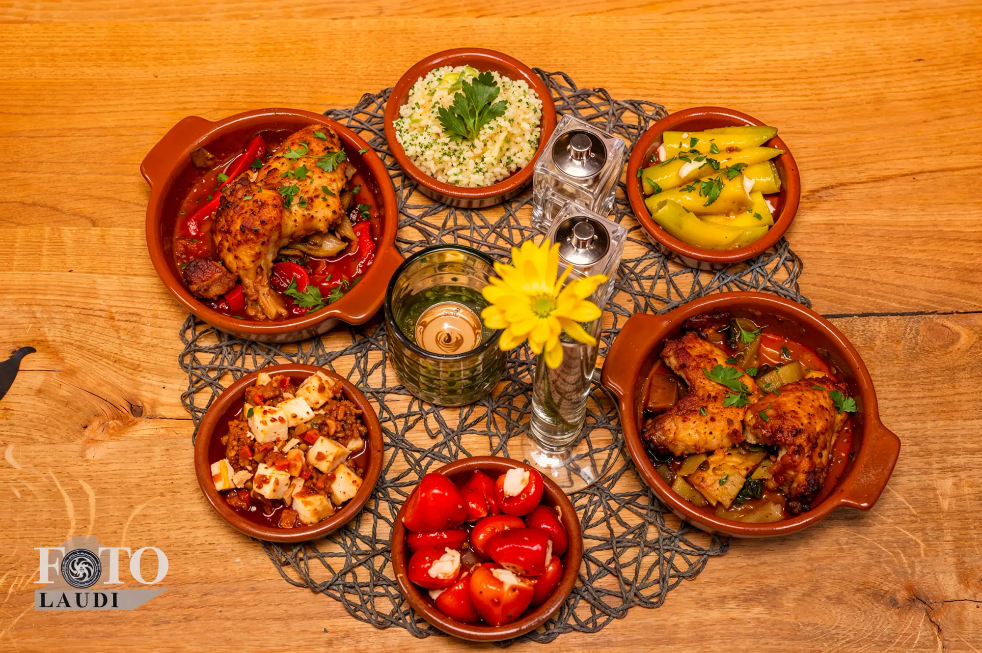 Tapas-Arrangement im Flamenco